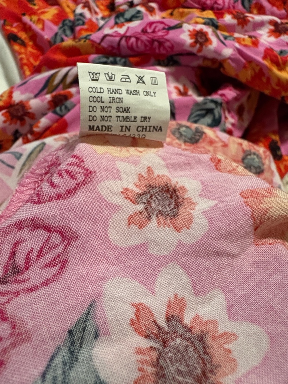 Petal & Pup Sarai Maxi Dress in Pink Floral Sz 6 - Picture 13 of 15